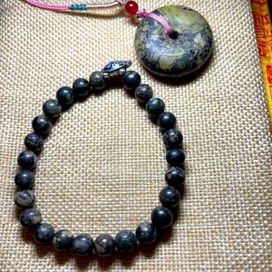 Certified genuine Plum blossom Jade set pendant and bracelet